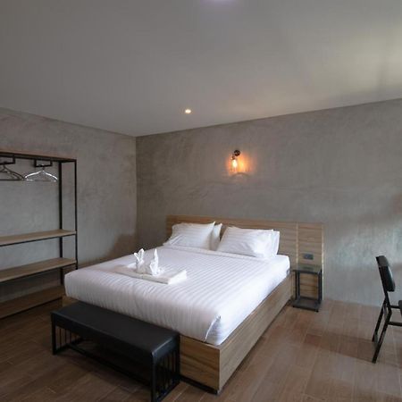 Rabbit Hotel Phimai Екстер'єр фото