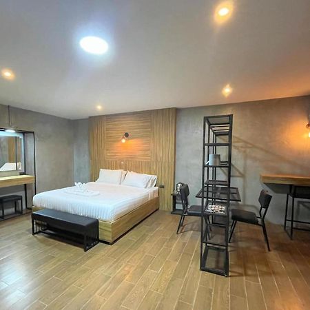 Rabbit Hotel Phimai Екстер'єр фото