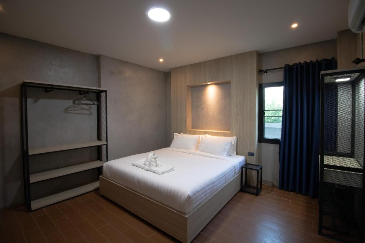Rabbit Hotel Phimai Екстер'єр фото