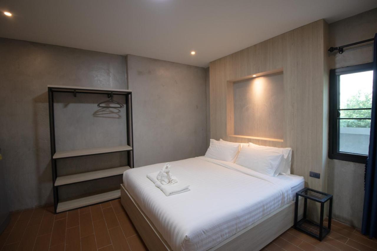 Rabbit Hotel Phimai Екстер'єр фото