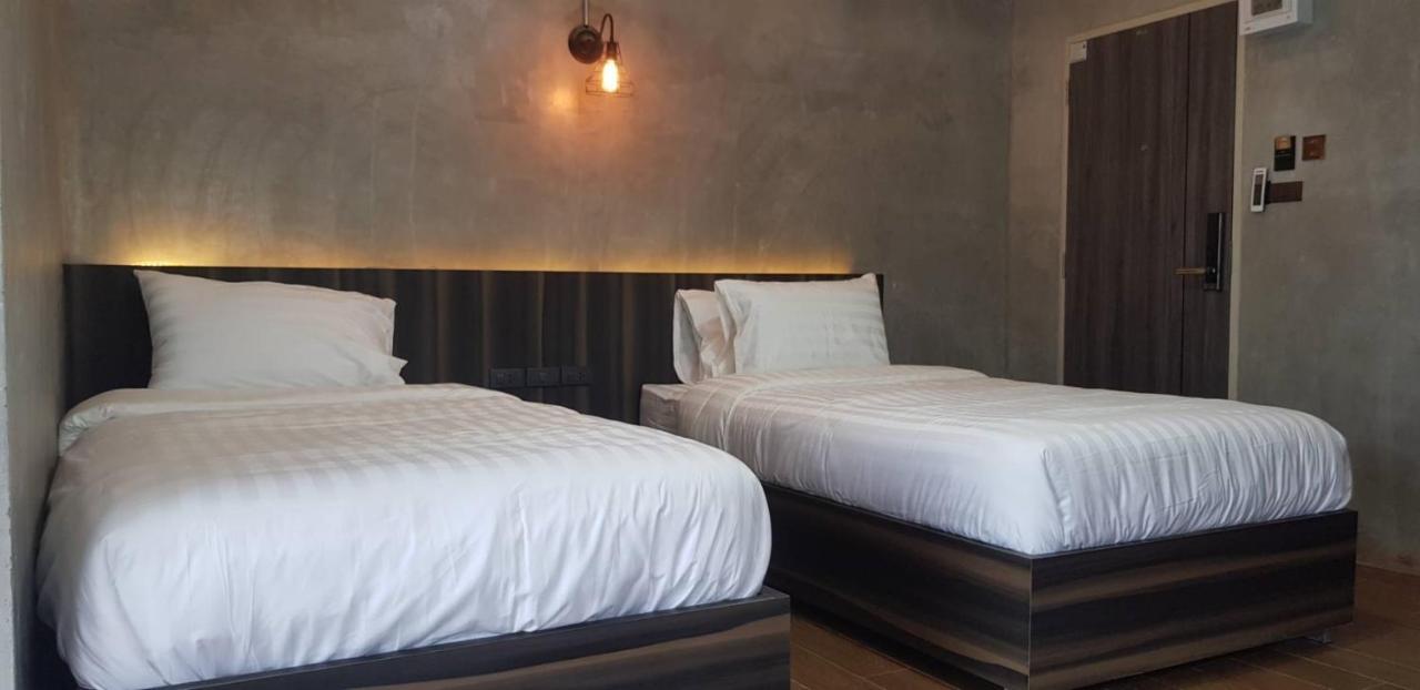 Rabbit Hotel Phimai Екстер'єр фото