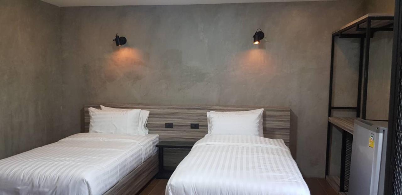Rabbit Hotel Phimai Екстер'єр фото