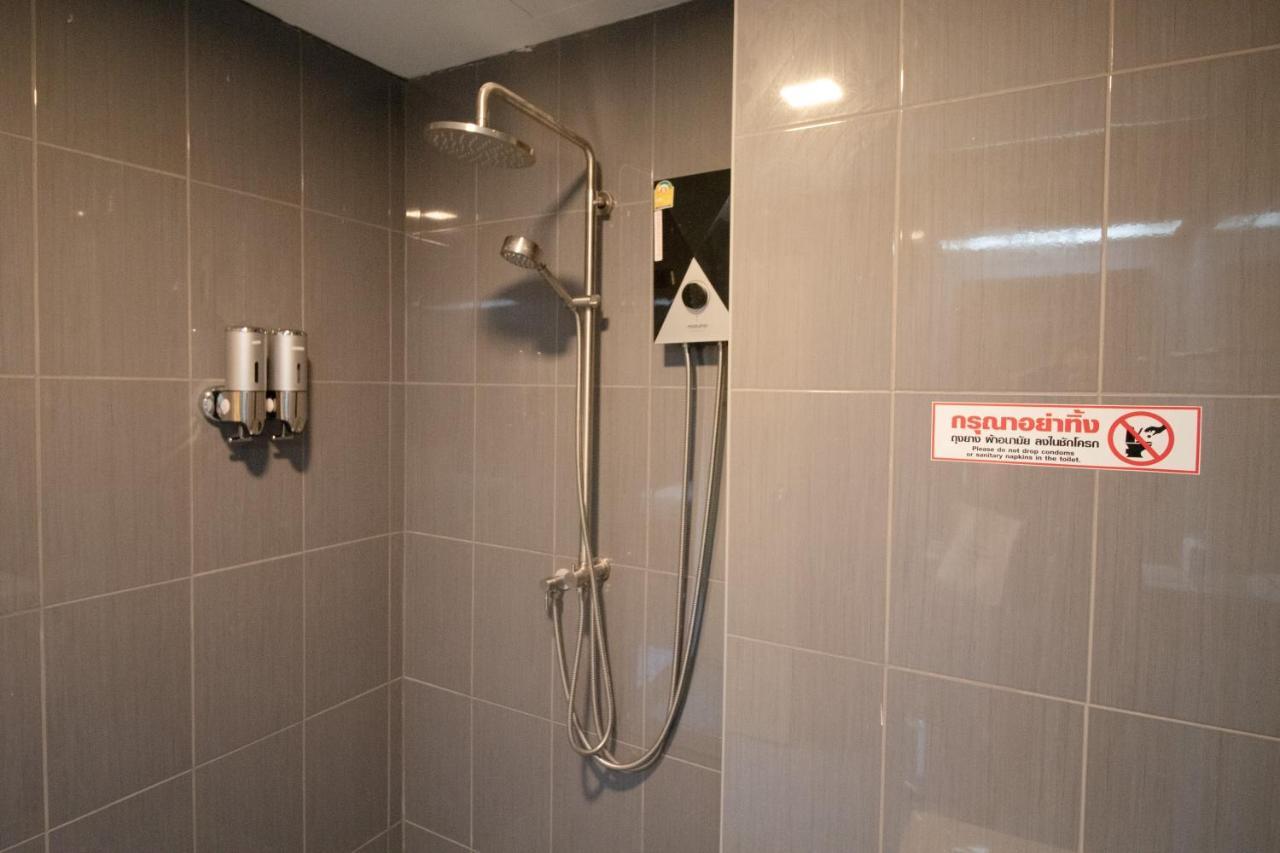 Rabbit Hotel Phimai Екстер'єр фото