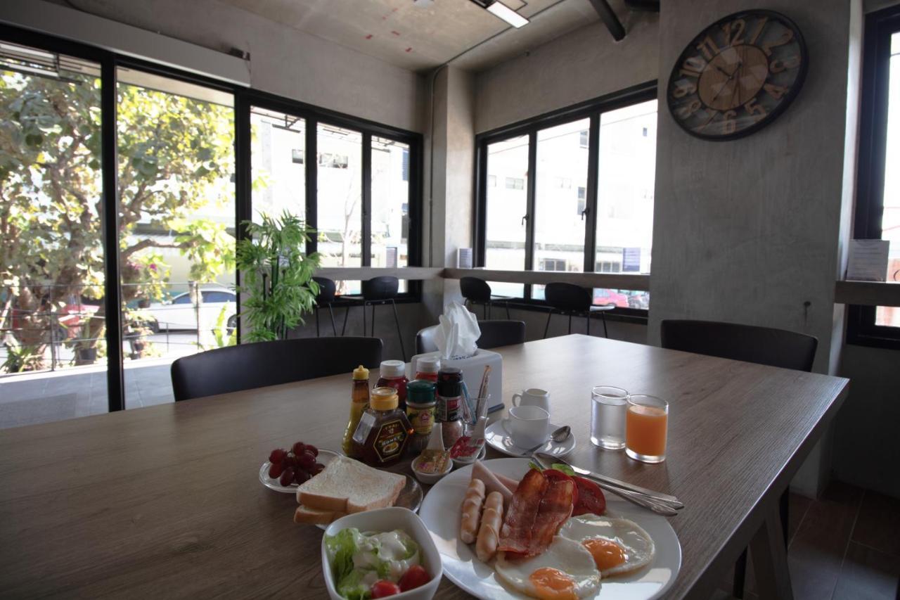 Rabbit Hotel Phimai Екстер'єр фото