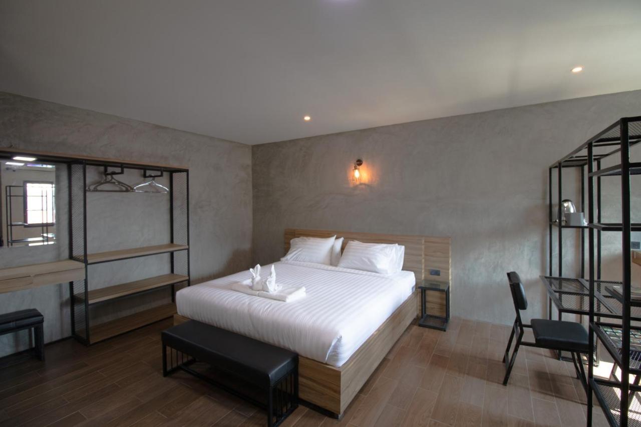 Rabbit Hotel Phimai Екстер'єр фото