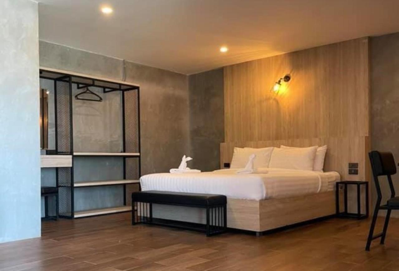 Rabbit Hotel Phimai Екстер'єр фото